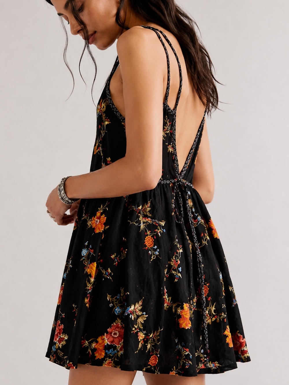 Band of Gypsies Black Floral Deep V Mini Dress L